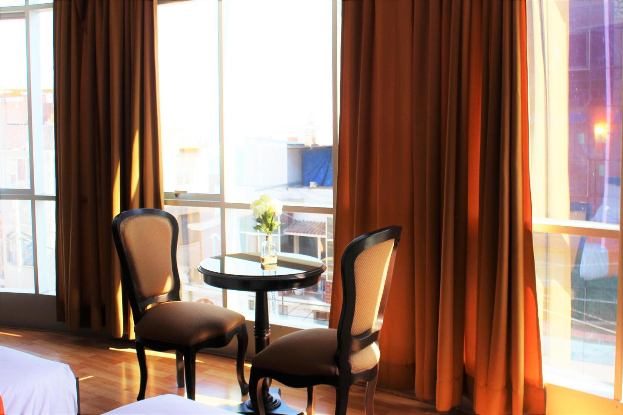 Hotel Platinium Tacna Exterior photo
