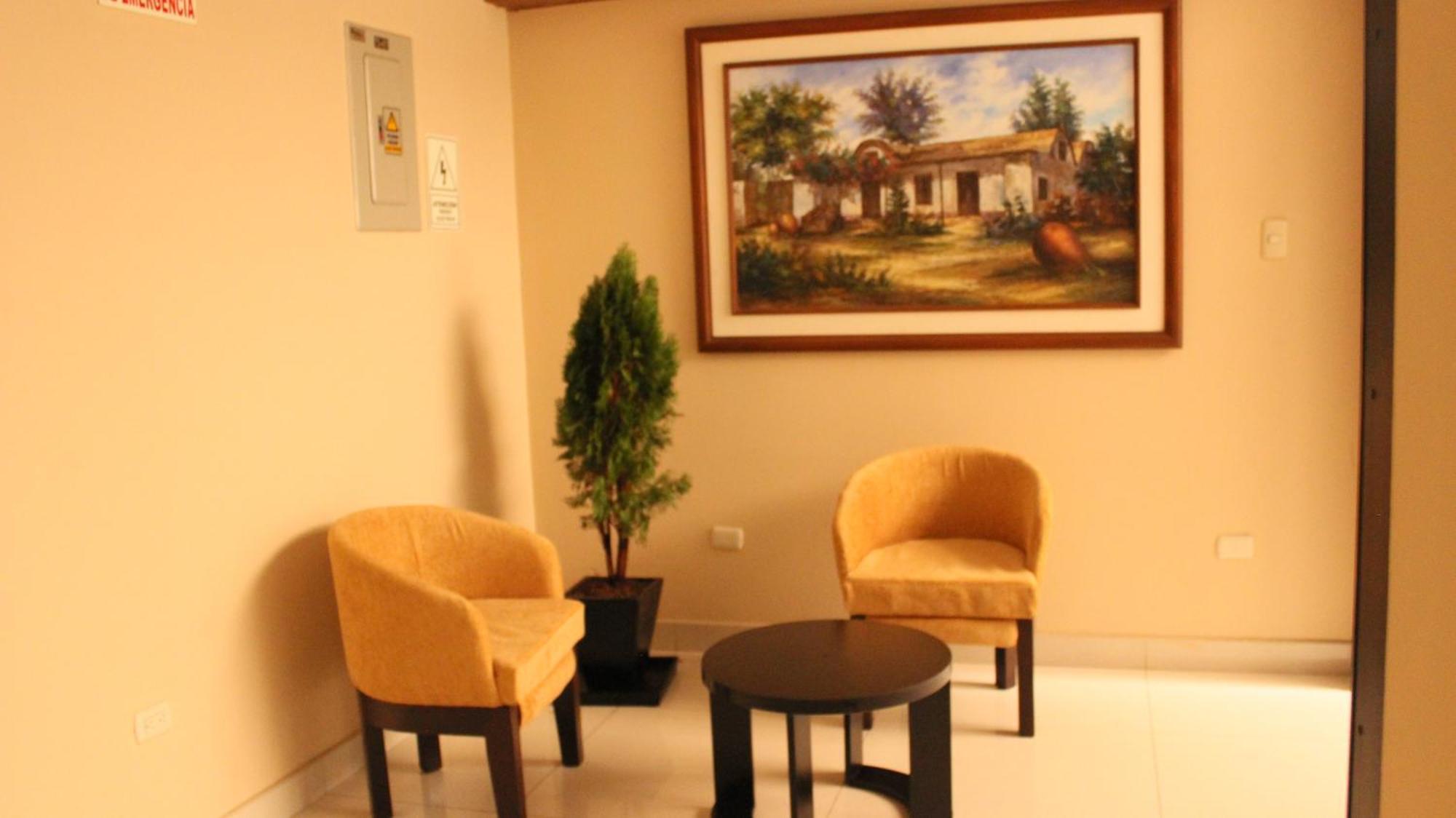 Hotel Platinium Tacna Exterior photo