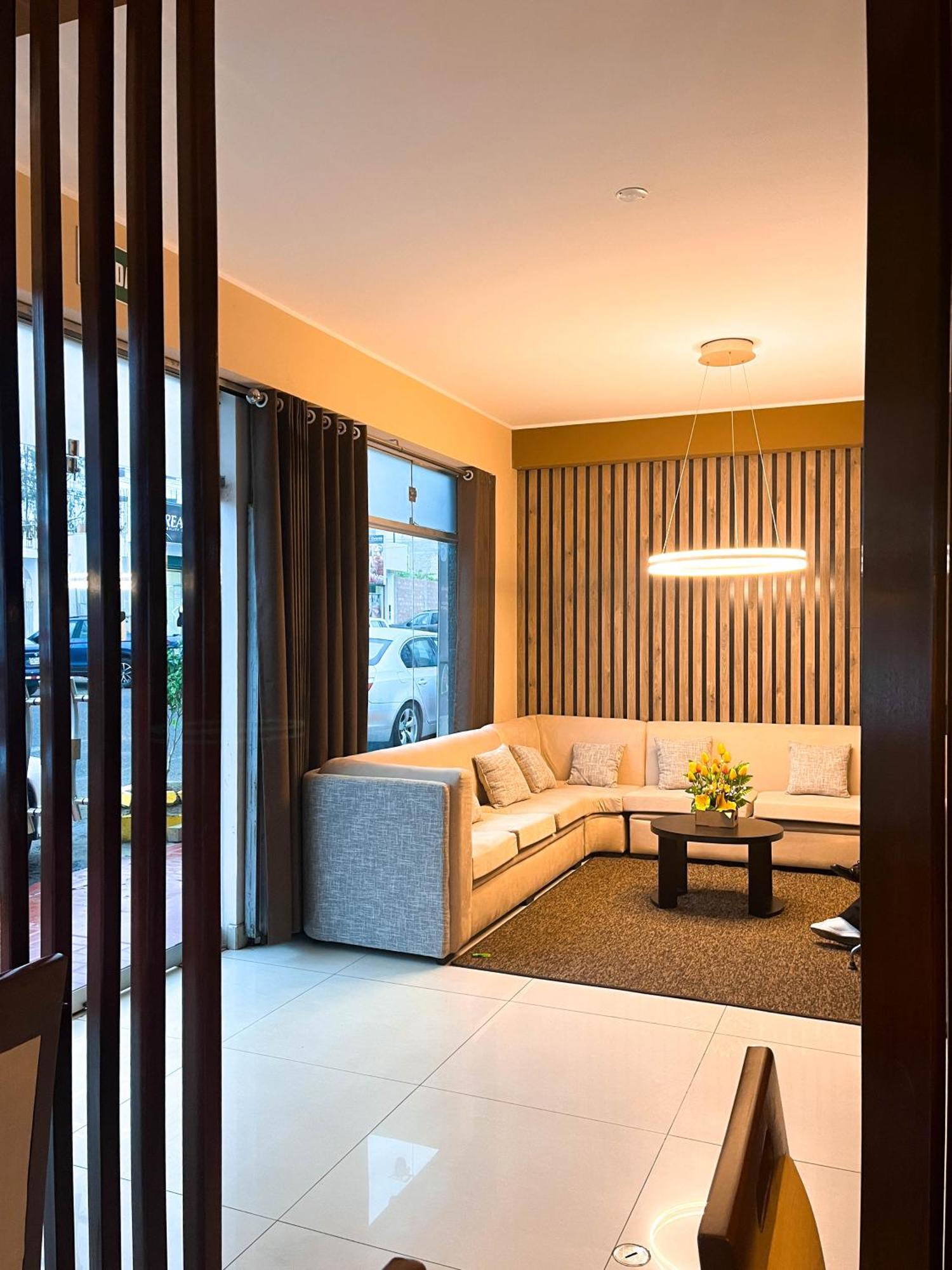 Hotel Platinium Tacna Exterior photo