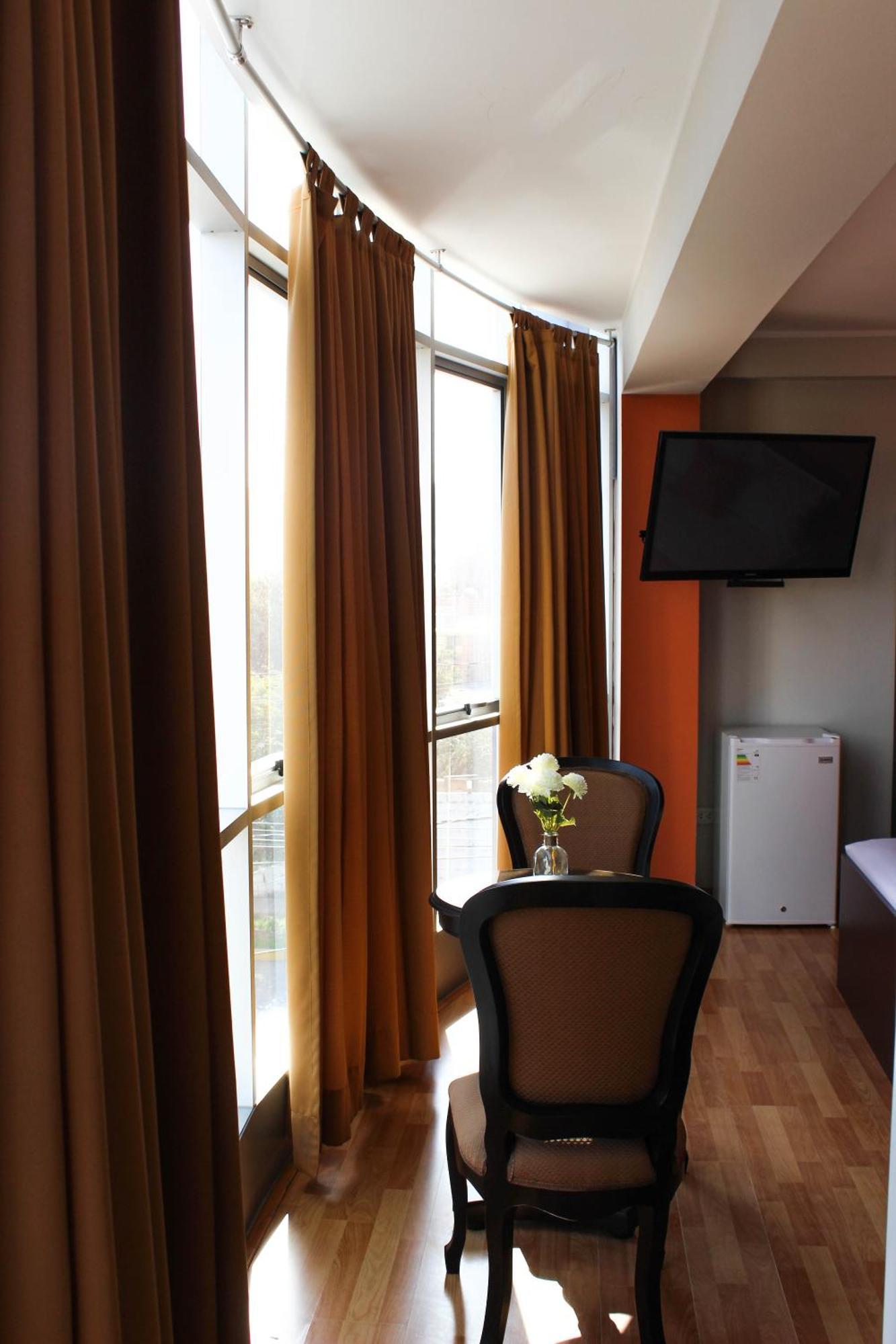 Hotel Platinium Tacna Exterior photo